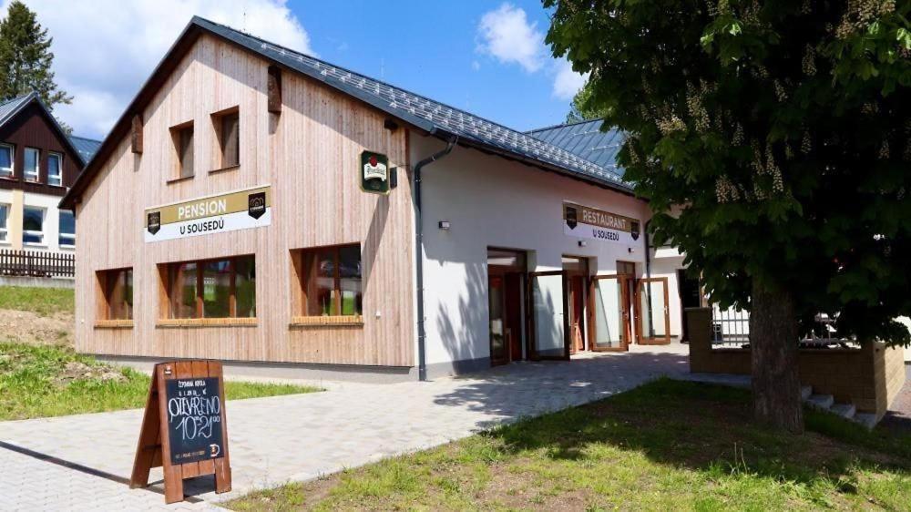 Penzion A Restaurace U Sousedu Strazny Exterior foto