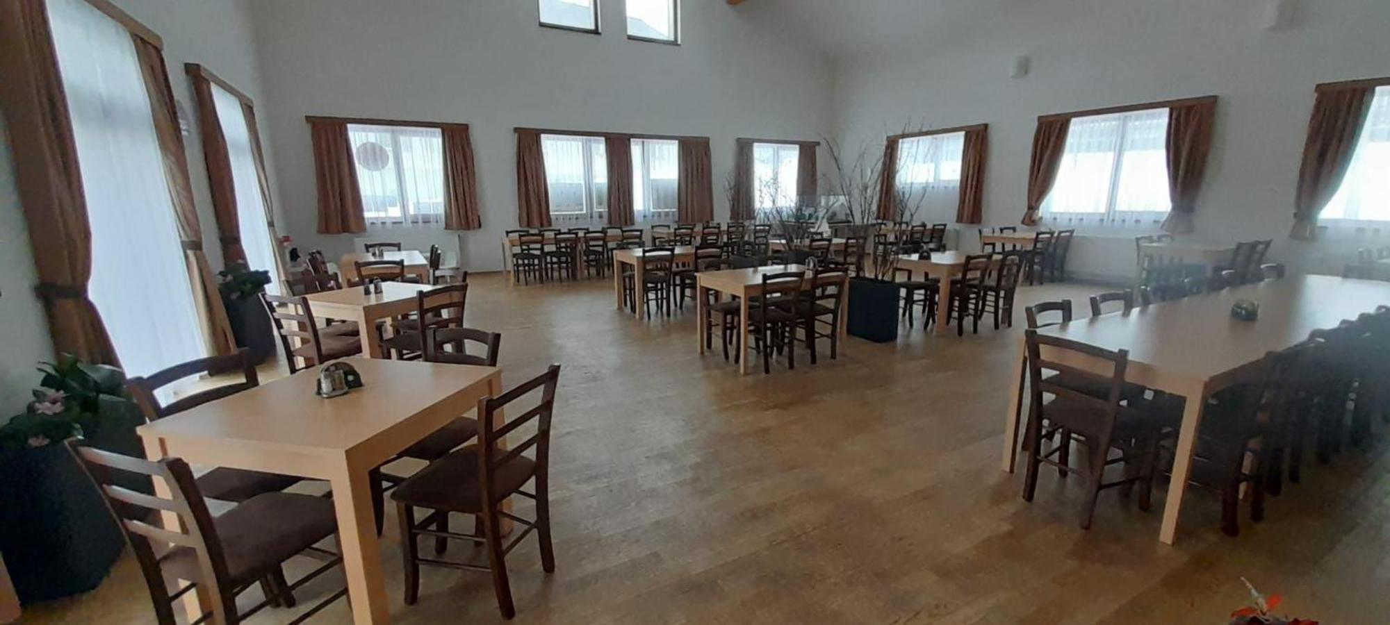 Penzion A Restaurace U Sousedu Strazny Exterior foto